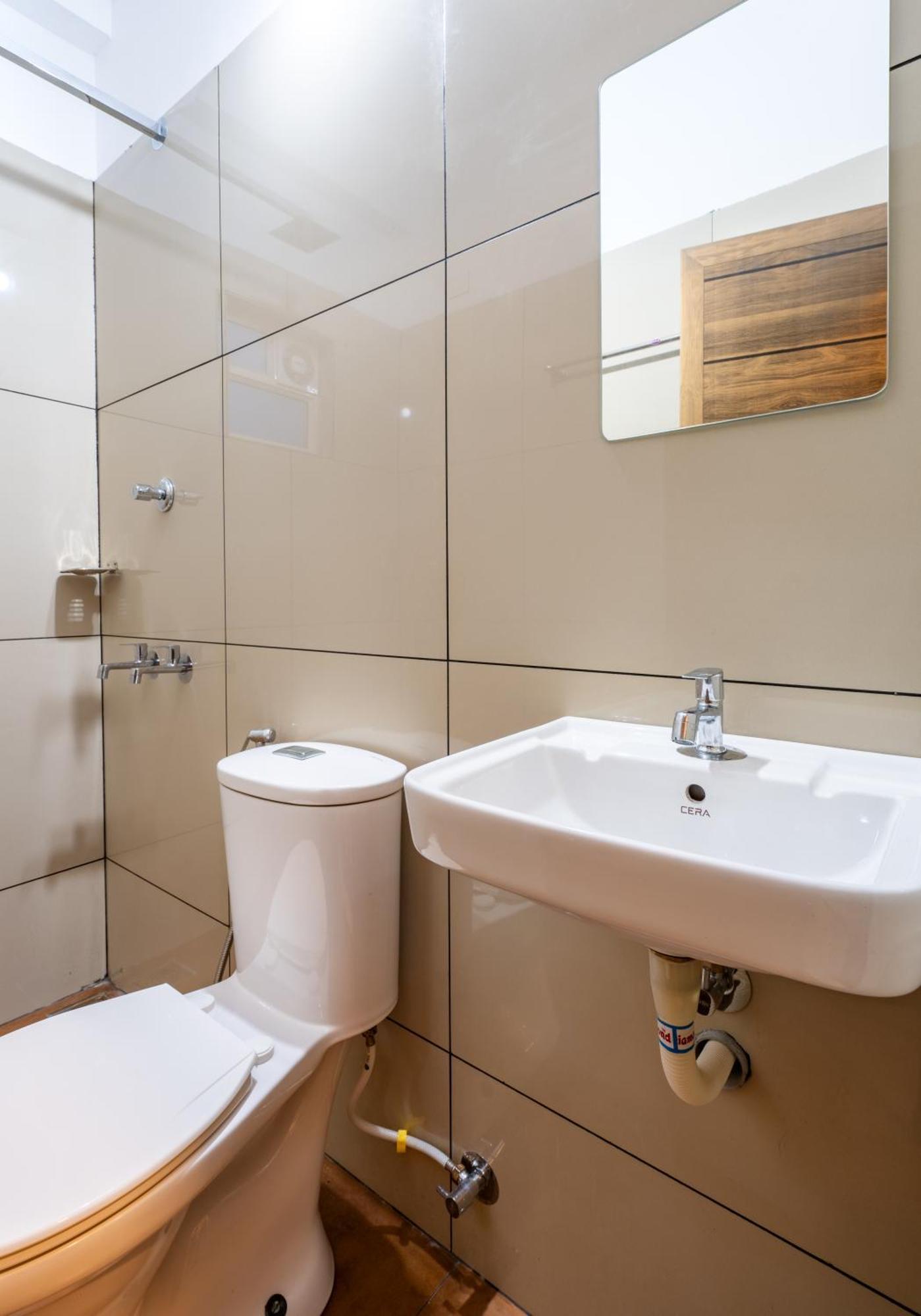 Hotel Yaad Residency Kochi Exterior foto
