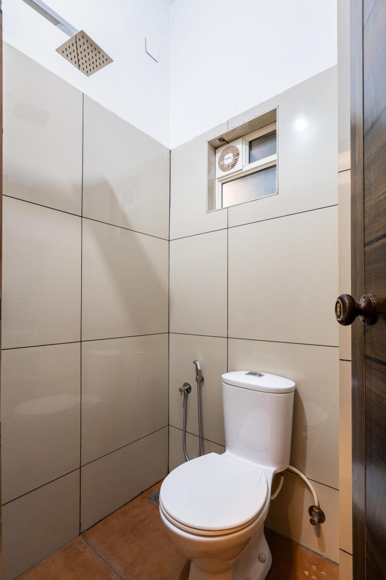 Hotel Yaad Residency Kochi Exterior foto
